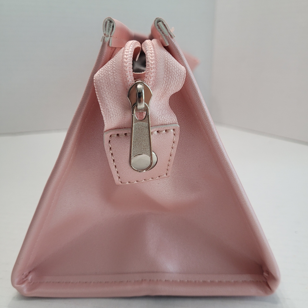 Chic Xl Cosmetic Bag Nwot View 3